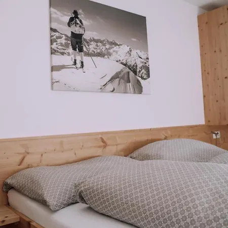 Haus Renswouw Hotel Hollersbach im Pinzgau Exterior photo